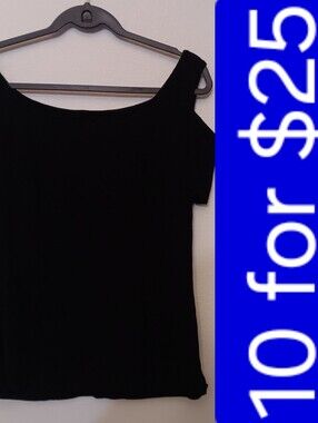 Tiger Mist Black Asymmetrical One-Shoulder Short Sleeve Tee